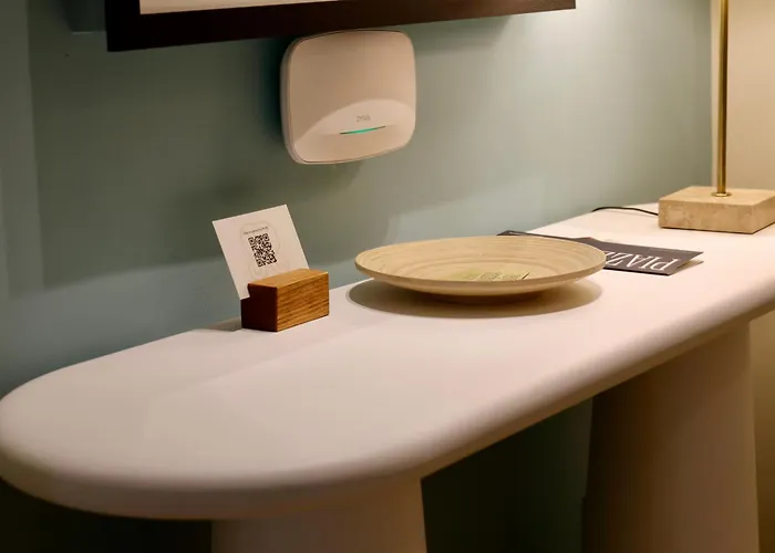 Piazza Del - Cecilia * Como