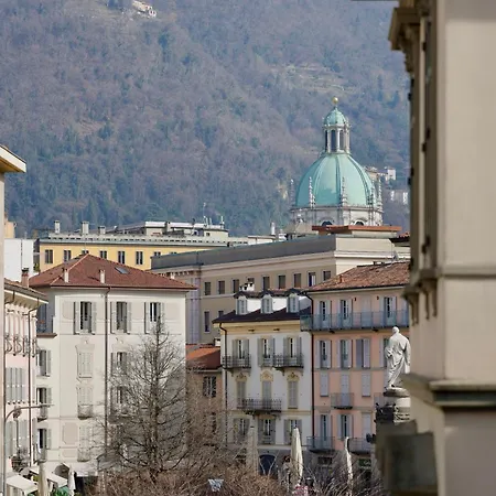 Cecilia By Piazza Del Lago, Center 公寓 *